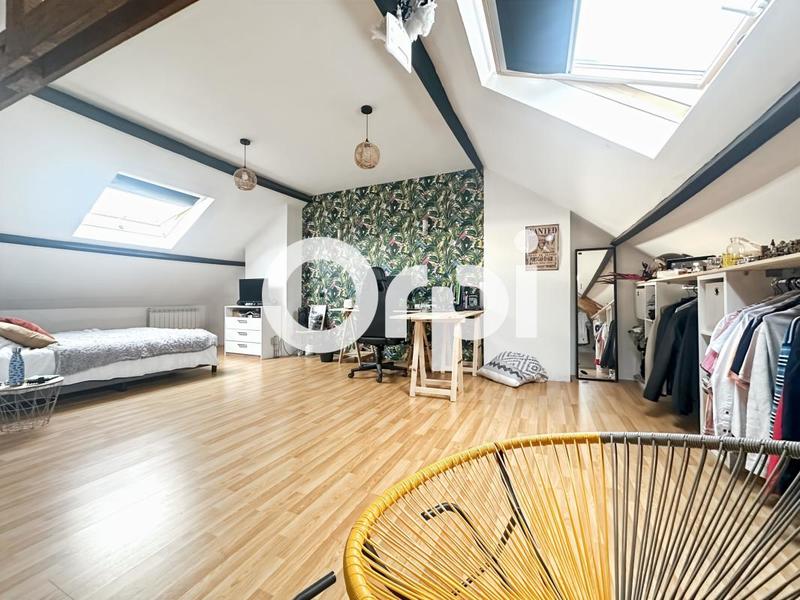 Maison - 136 m² - 4 pièces