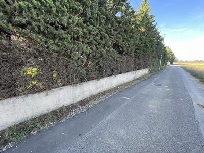 Terrain constructible - 589 m²