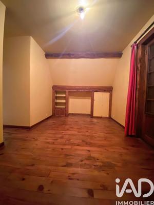 Maison - 230 m² - 6 pièces