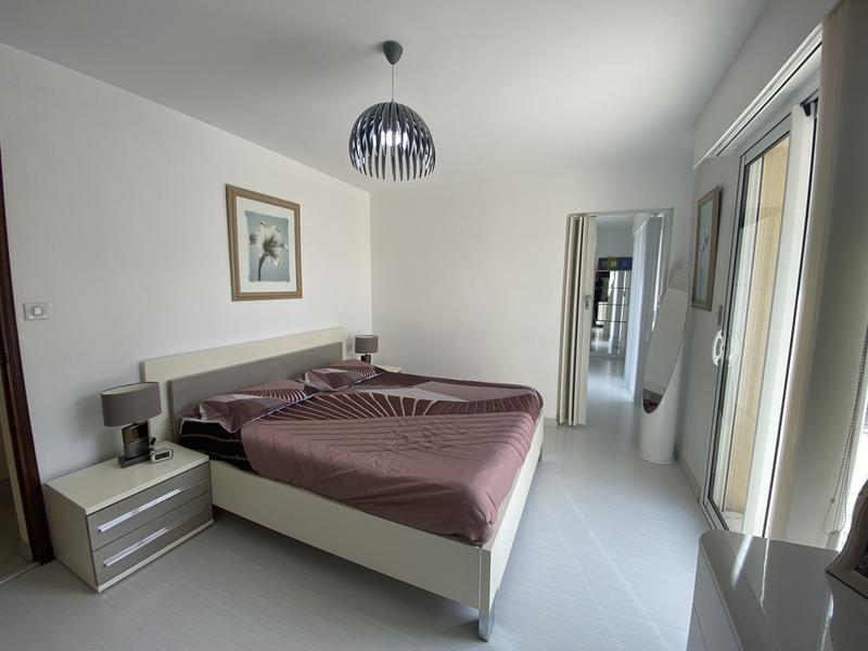 Maison - 203 m² - 10 pièces