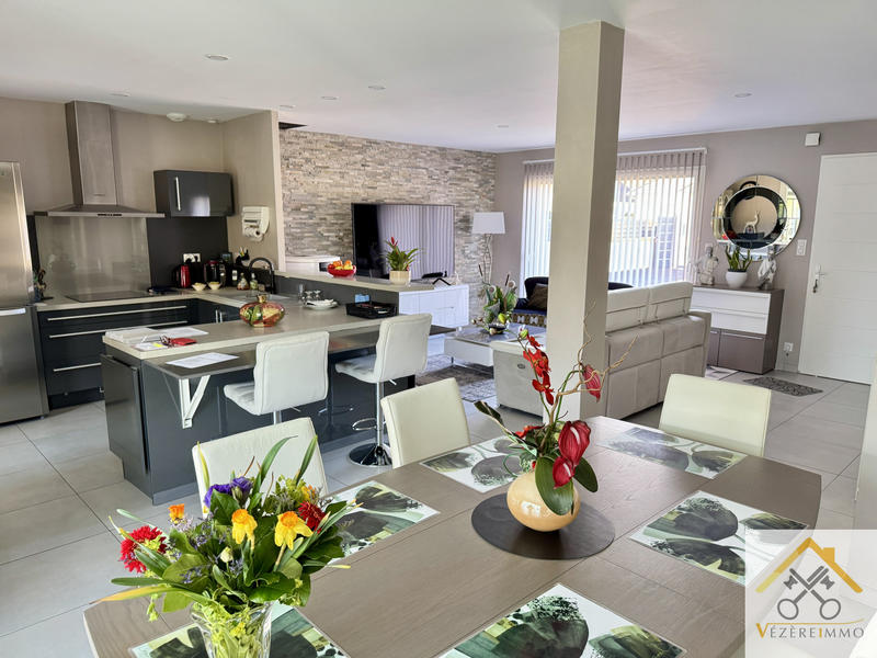 Maison - 154 m² - 6 pièces