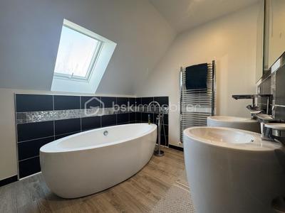 Pavillon - 128 m² - 5 pièces