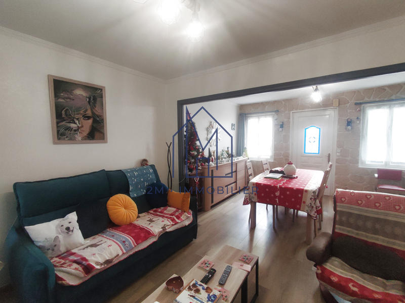 Maison - 98 m² - 4 pièces