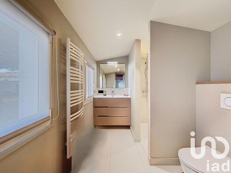 Maison de maîtres - 205 m² - 7 pièces