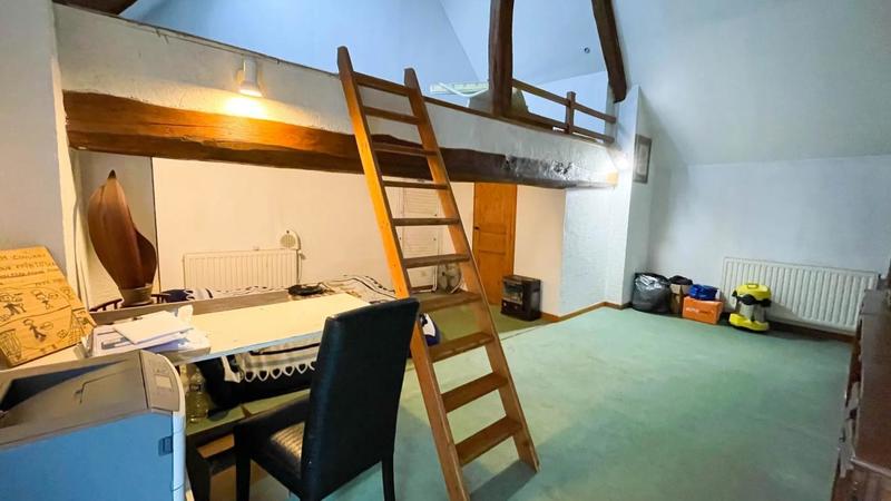 Maison - 175 m² - 6 pièces