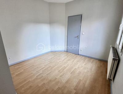 Duplex - 93 m² - 5 pièces
