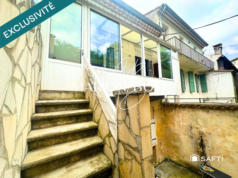 Appartement - 84 m² - 2 pièces