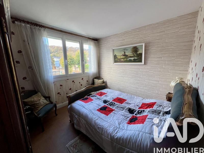 Appartement - 99 m² - 5 pièces