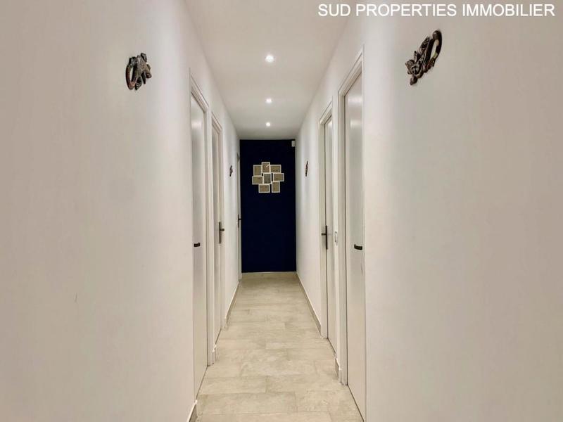 Villa - 207 m² - 7 pièces