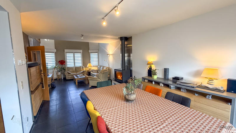 Maison - 130 m² - 6 pièces