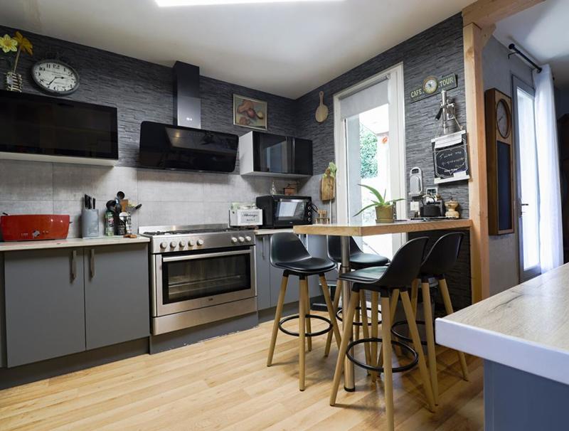 Maison - 92 m² - 4 pièces