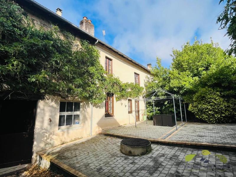 Maison - 152 m² - 6 pièces