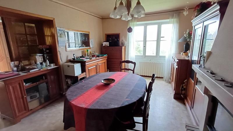 Maison - 102 m² - 4 pièces