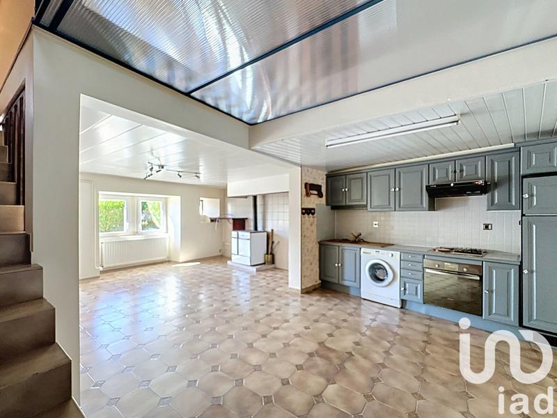 Maison - 199 m² - 9 pièces