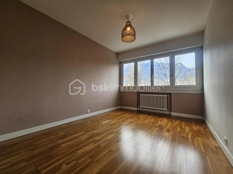 Appartement - 95 m² - 4 pièces