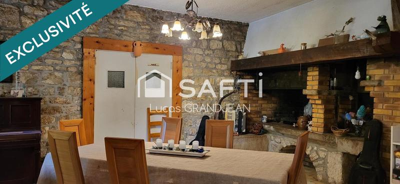 Maison - 329 m² - 8 pièces