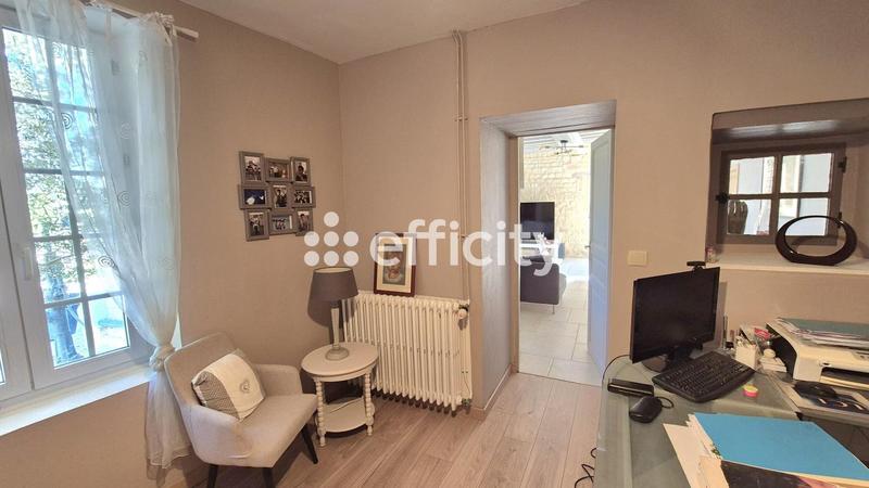 Maison - 537 m² - 17 pièces