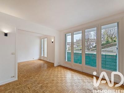Appartement - 79 m² - 5 pièces