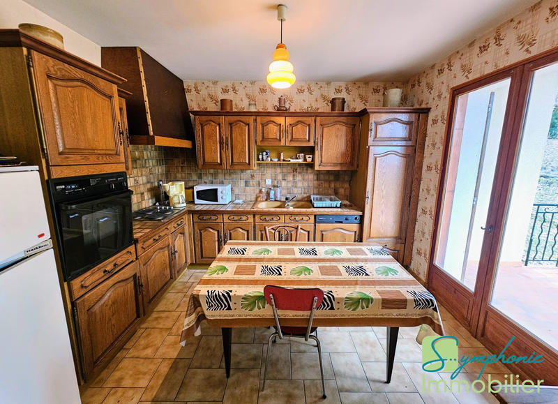 Villa - 190 m² - 10 pièces