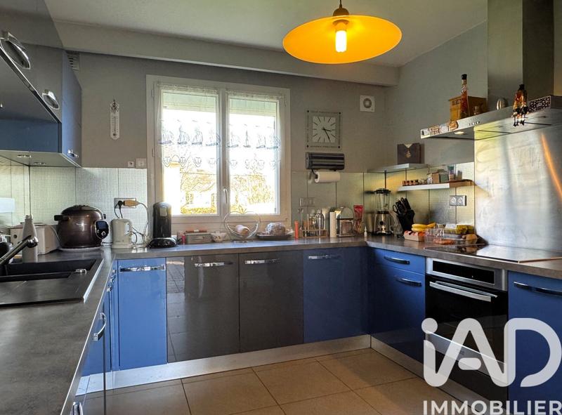 Maison - 143 m² - 7 pièces