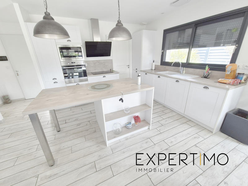 Maison - 100 m² - 5 pièces