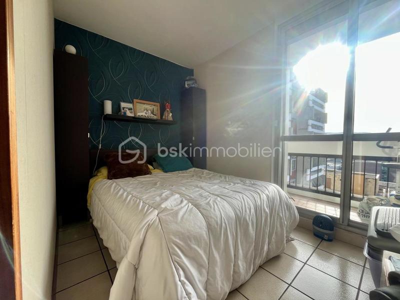 Appartement - 76 m² - 4 pièces