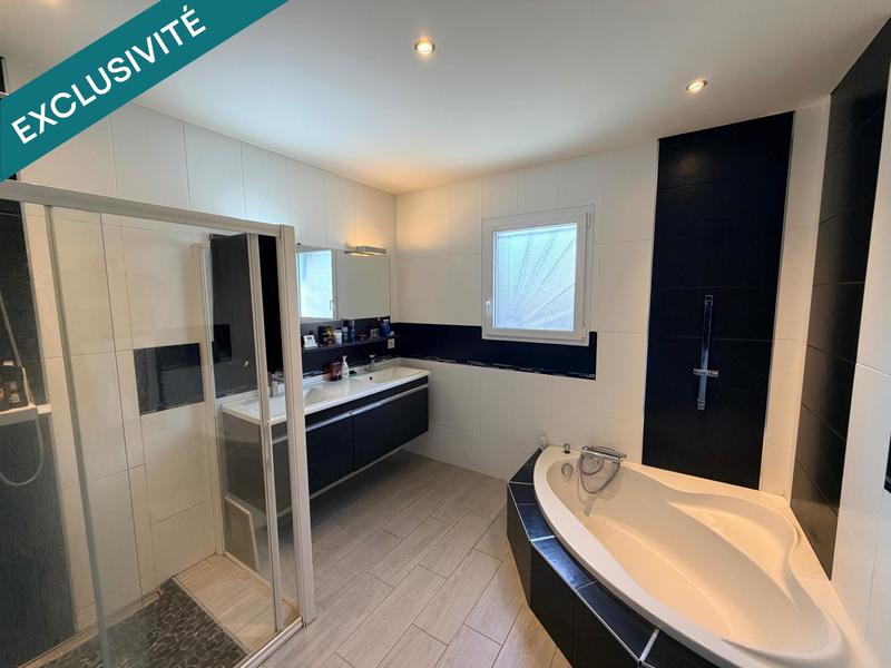 Maison - 113 m² - 6 pièces