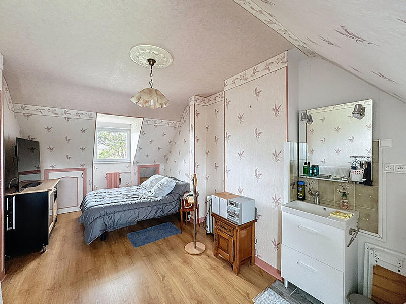 Maison - 116 m² - 7 pièces