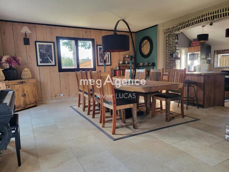 Maison traditionnelle - 155 m² - 5 pièces