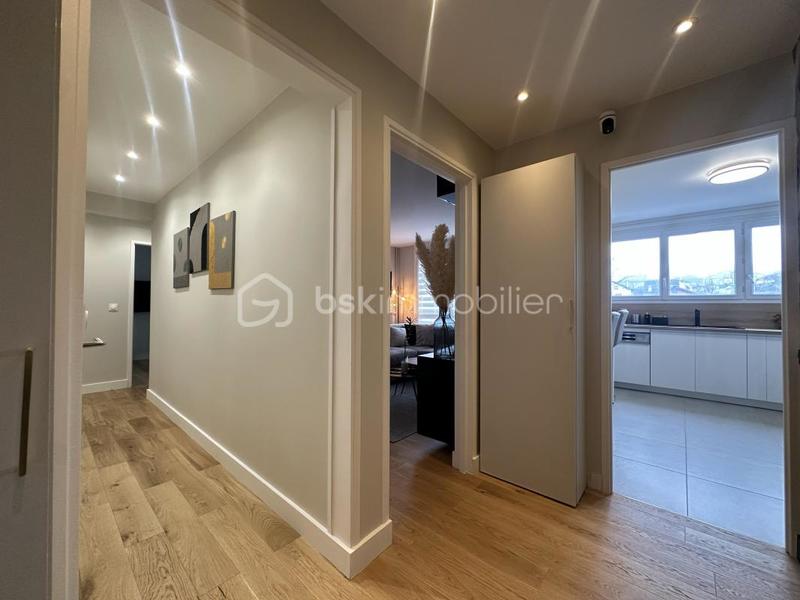 Appartement - 79 m² - 4 pièces