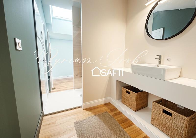 Maison - 195 m² - 7 pièces