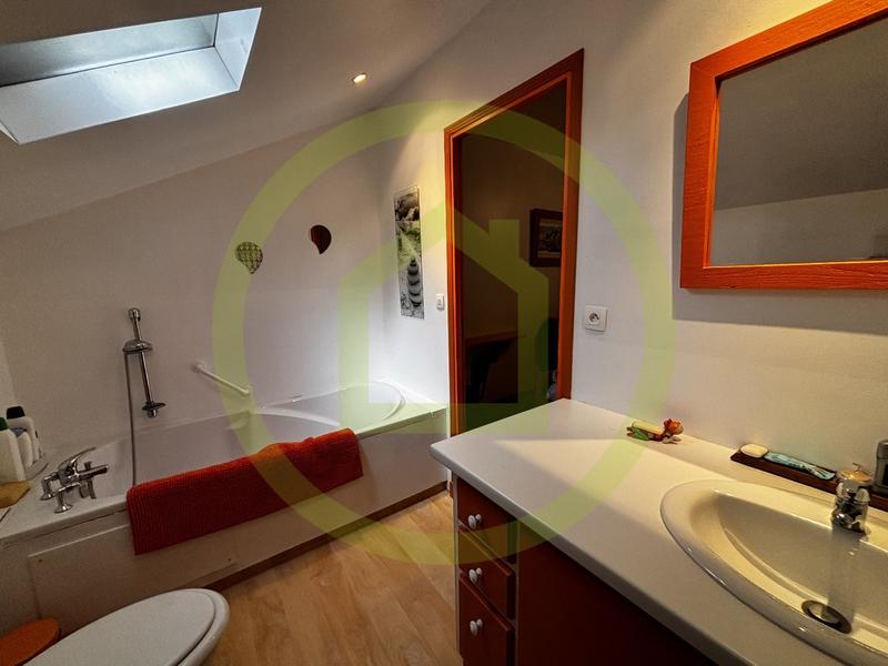 Maison - 131 m² - 7 pièces