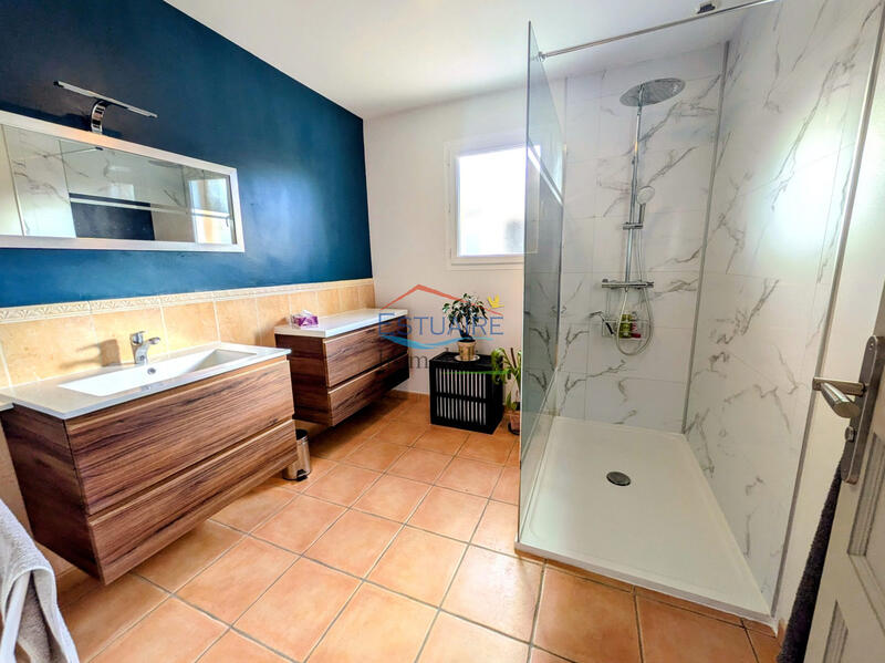 Maison - 127 m² - 7 pièces