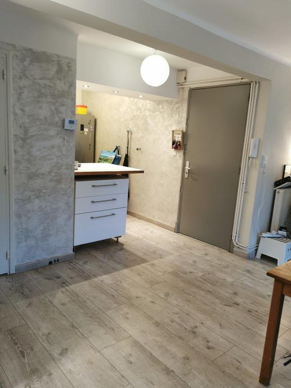 Appartement - 77 m² - 4 pièces