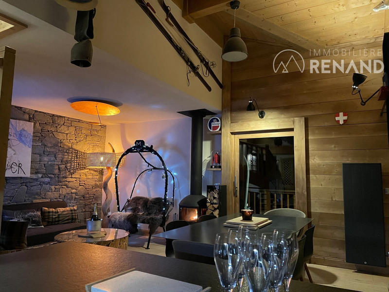 Duplex - 111 m² - 5 pièces