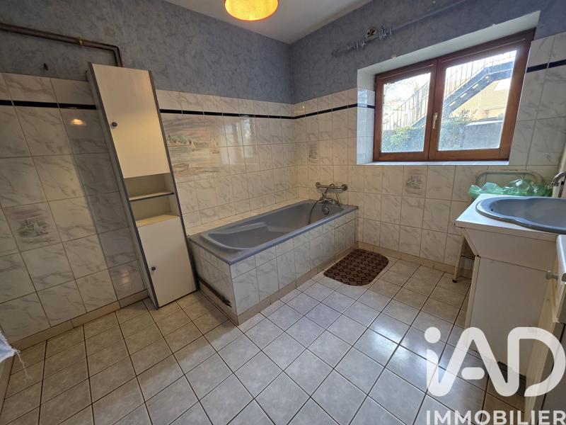 Maison de village - 201 m² - 7 pièces