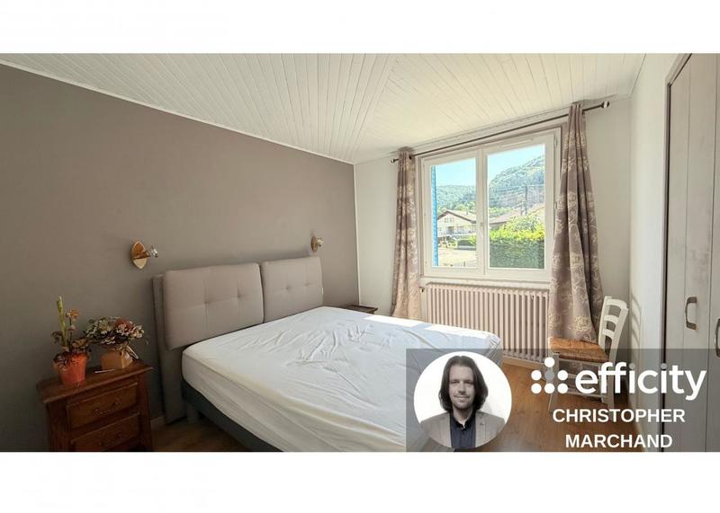 Maison - 198 m² - 8 pièces