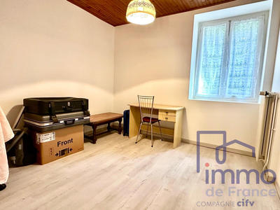 Appartement - 107 m² - 4 pièces