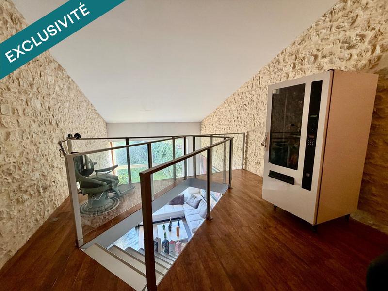 Maison - 346 m² - 10 pièces