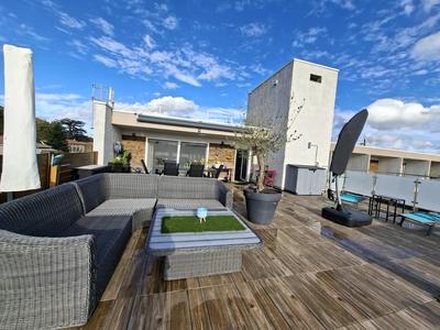 Maison - 106 m² - 4 pièces