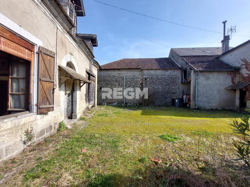 Maison de village - 70 m² - 4 pièces