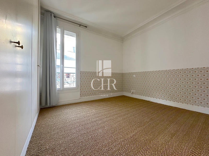 Appartement - 80 m² - 3 pièces