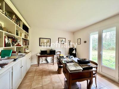 Maison - 165 m² - 6 pièces