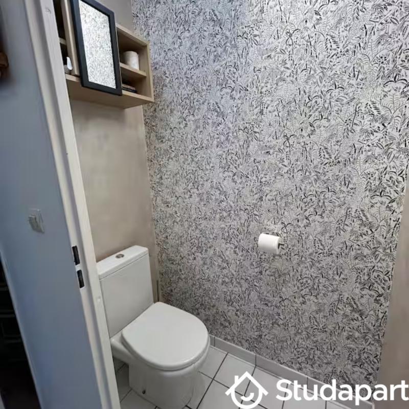 Chambre - 12 m² - 1 pièce