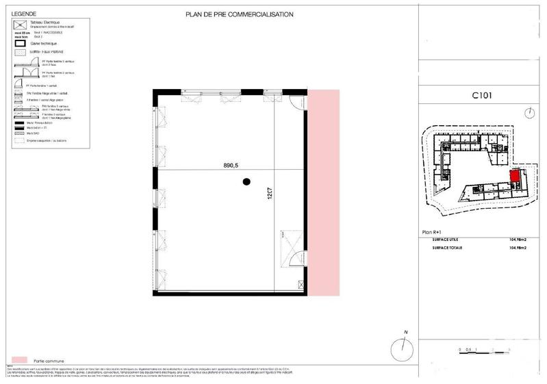 Local commercial - 243 m²