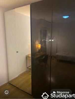 Chambre - 12 m² - 1 pièce