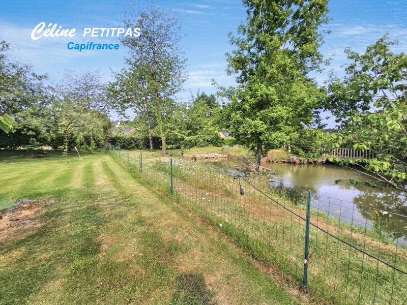 Terrain constructible - 1 240 m²