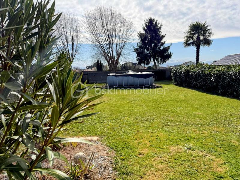 Maison - 106 m² - 9 pièces