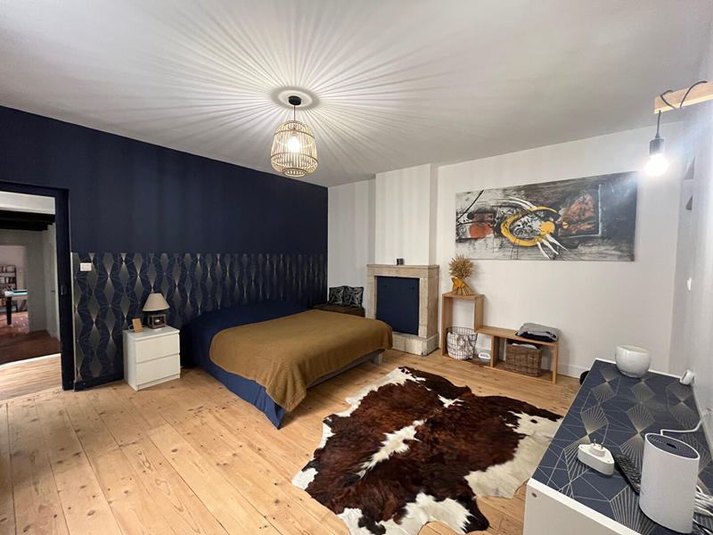 Maison - 317 m² - 7 pièces