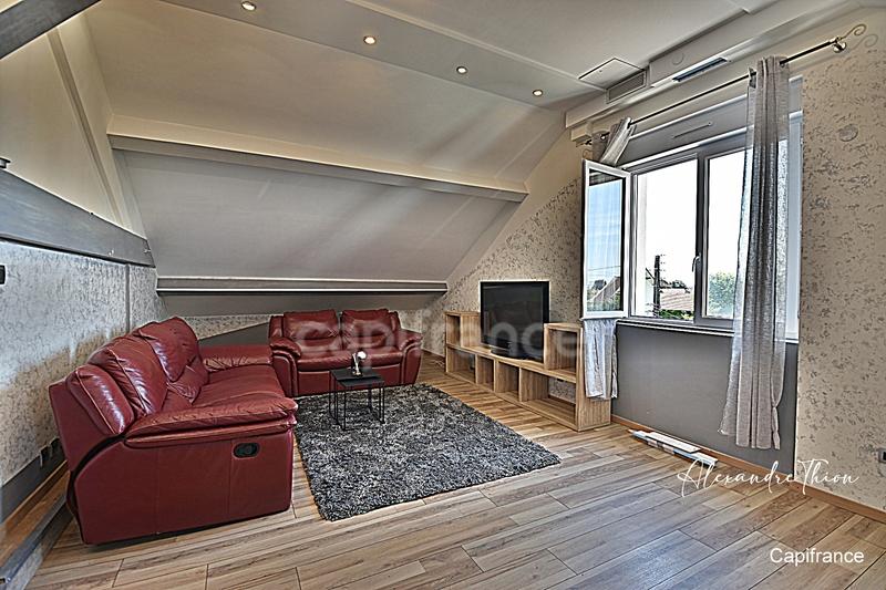 Maison - 288 m² - 12 pièces